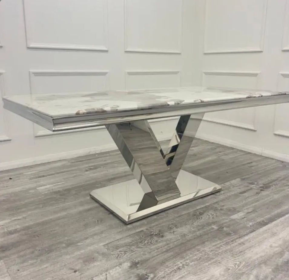 Venice 1.8 dining table + 4 or 6 Chelmsford dining chairs