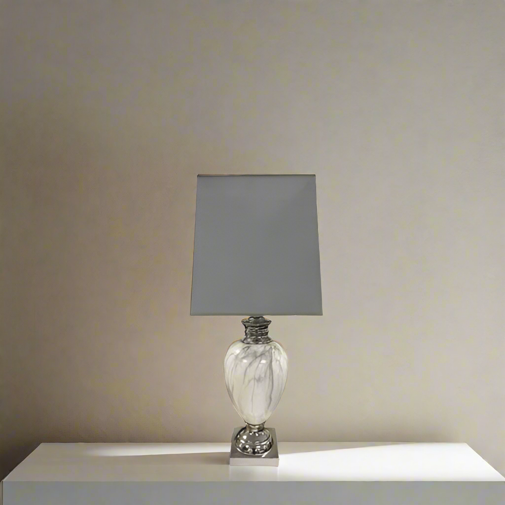 MD32 Marble Table Lamp