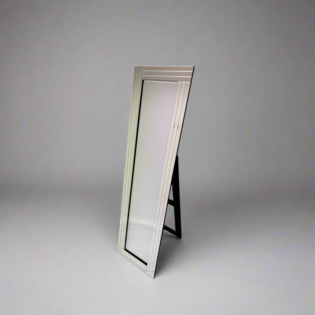Stand-up mirror